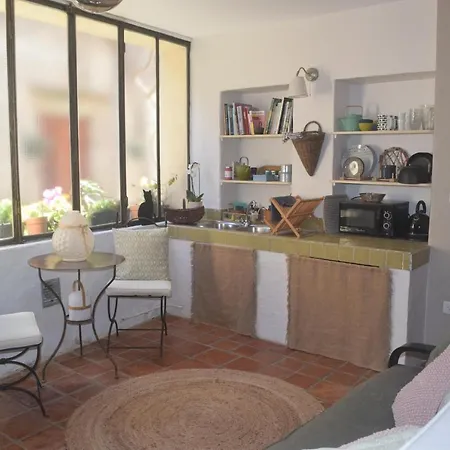 Homestay La Ferblanterie